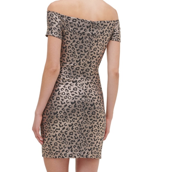 Guess off the shoulder animal print dress in gold/black size 6 - Picture 4 of 6